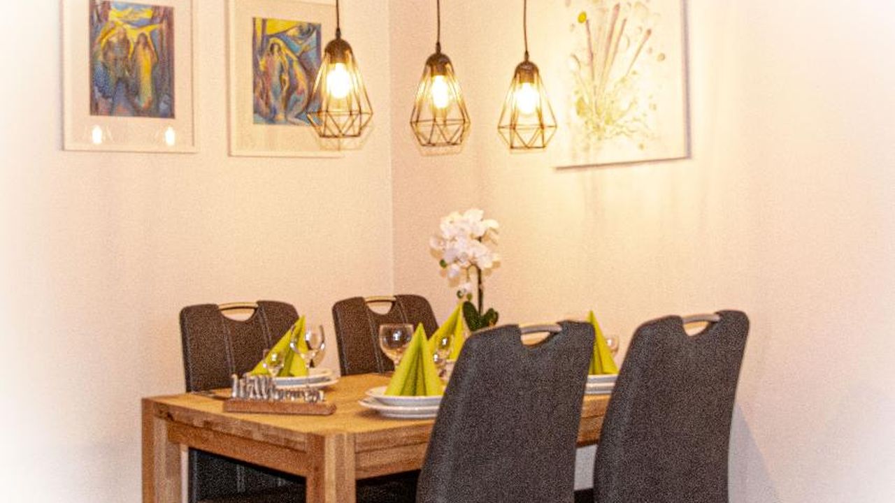 Esstischgruppe Esstischgruppe